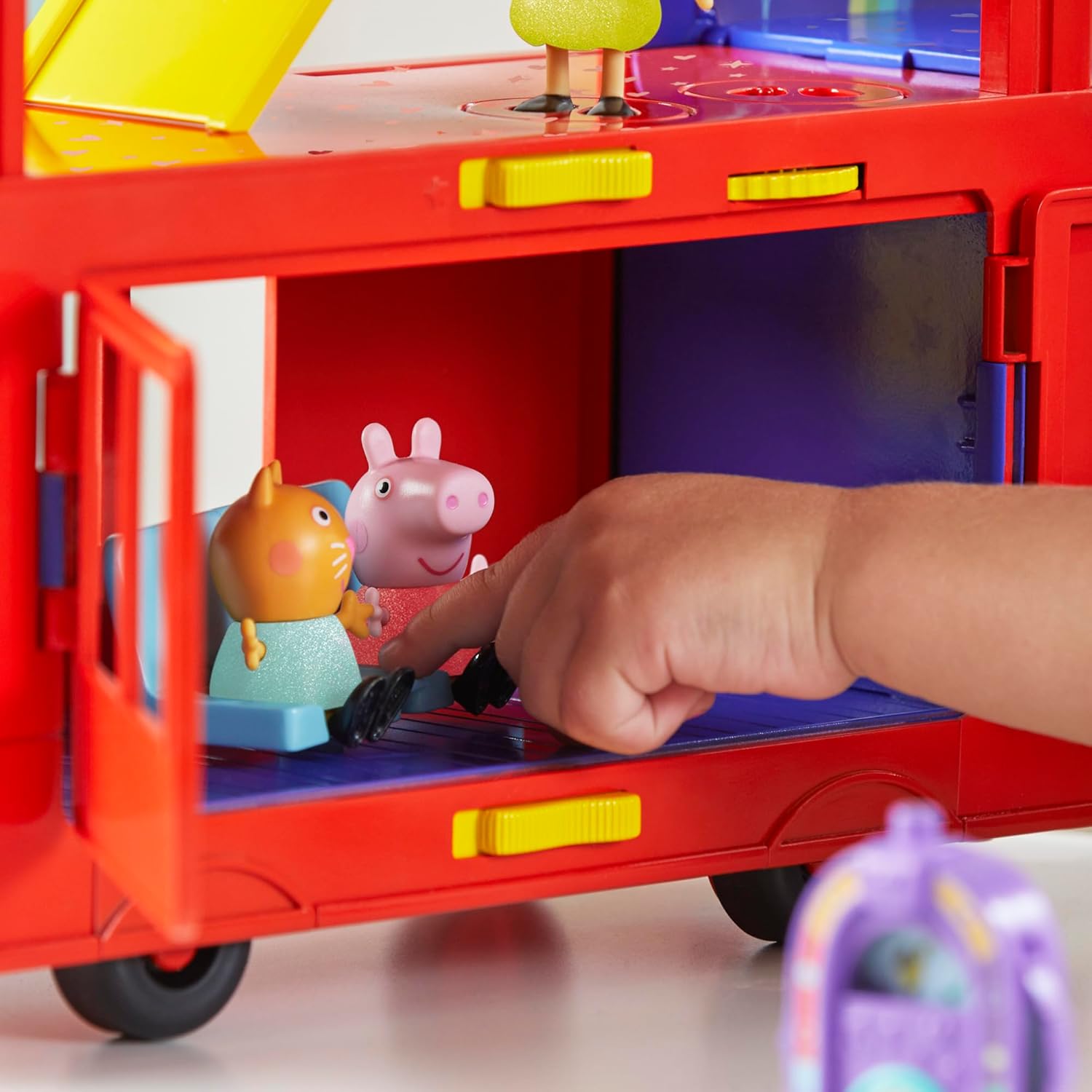 2-in-1 Party Bus Playset with 3 Figures and 13 Accessory Pieces I867
