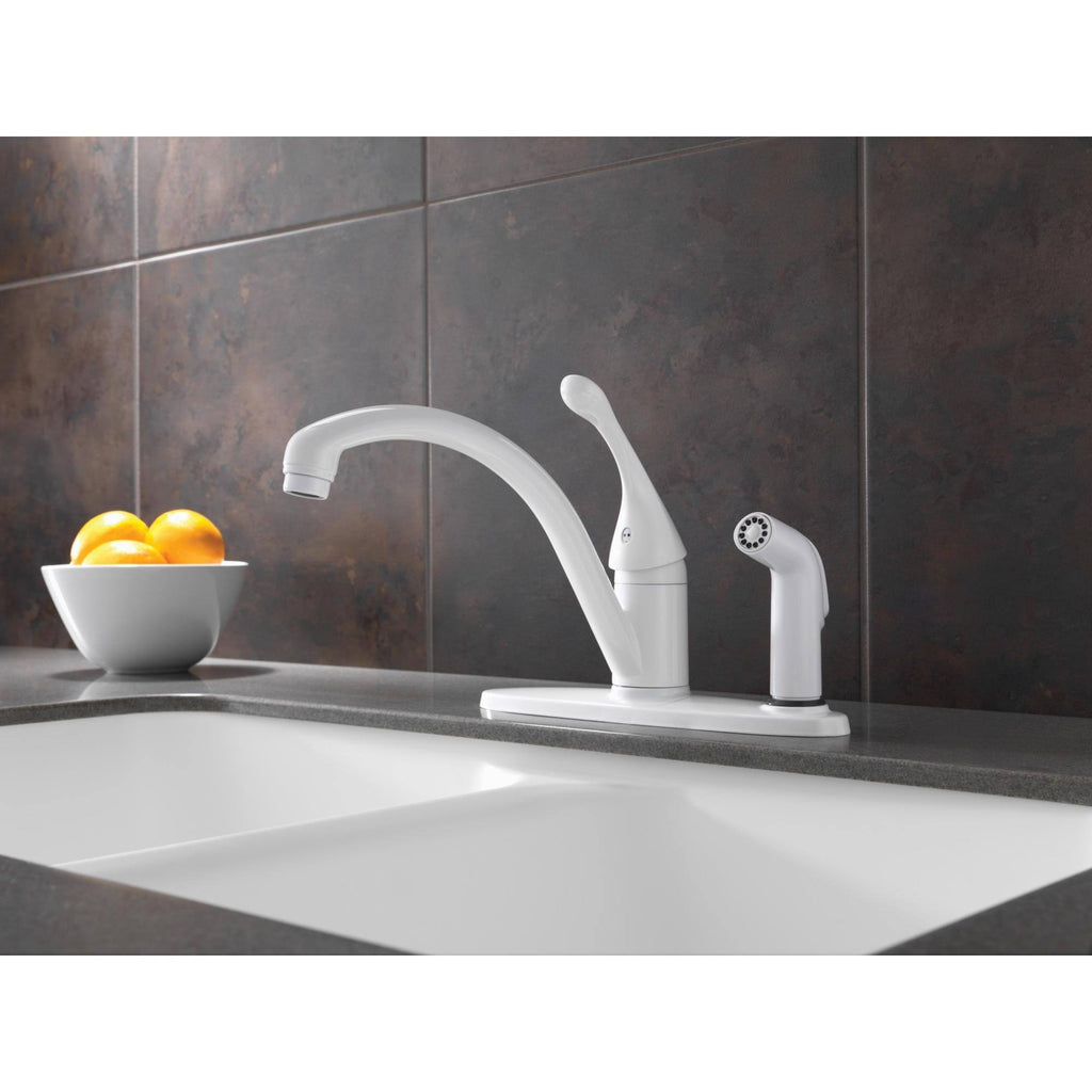 Chrome Single Handle Kitchen Faucet with Integral Spray T838