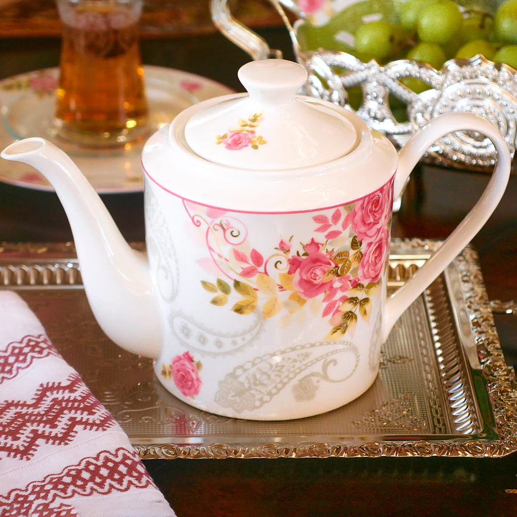 Bone China Floral Teapot 1.15-qt. Z674