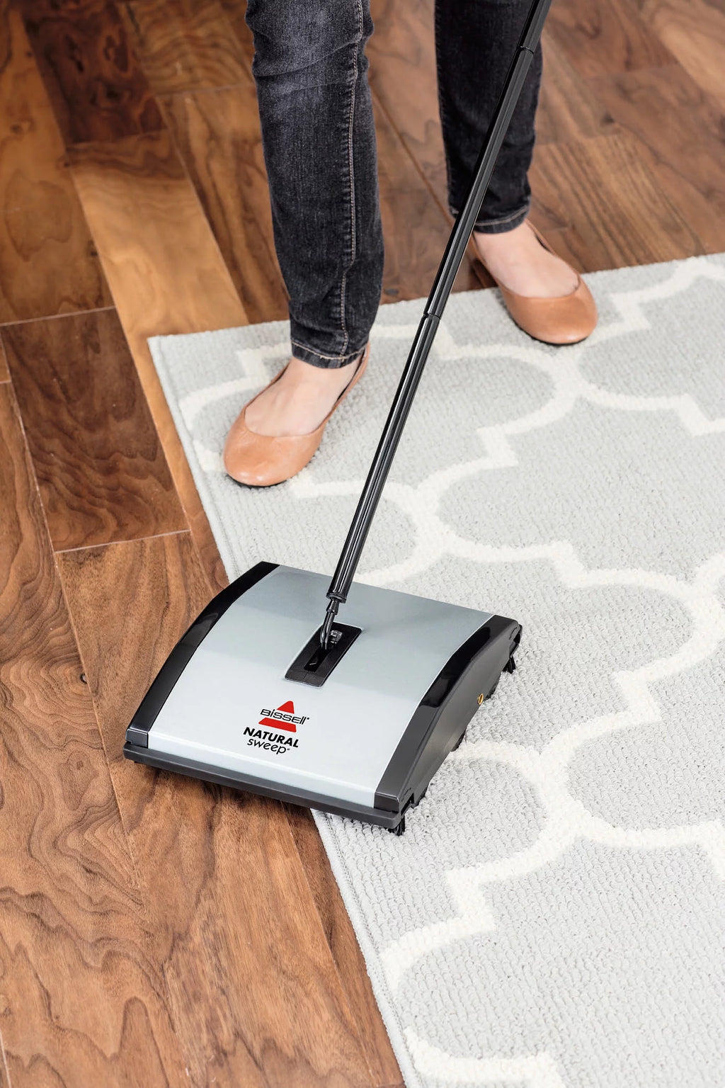 Natural Sweep Carpet & Floor Manual Sweeper B902
