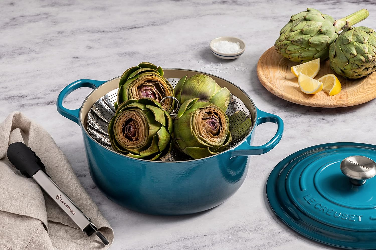 Enameled Cast Iron Round Dutch Oven, 5.5 qt., Deep Teal V258