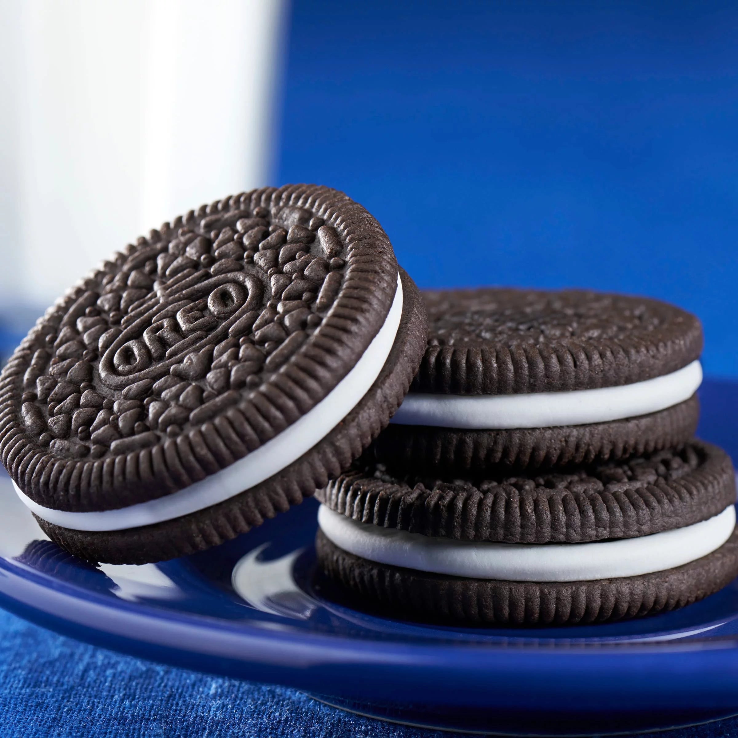 Family Size Chocolate Sandwich Cookies (Pack of 2) S561