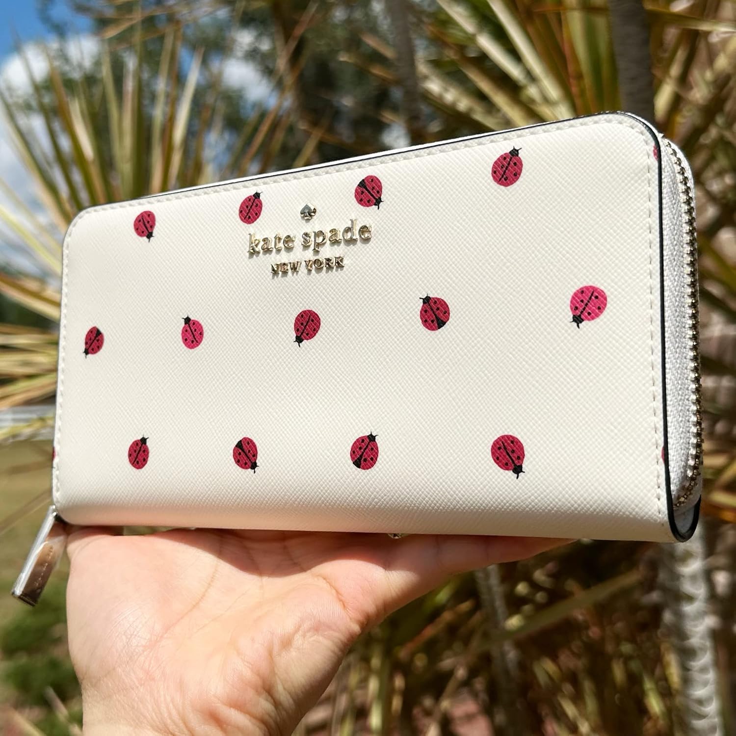 Cream Multi Continental Wallet F485