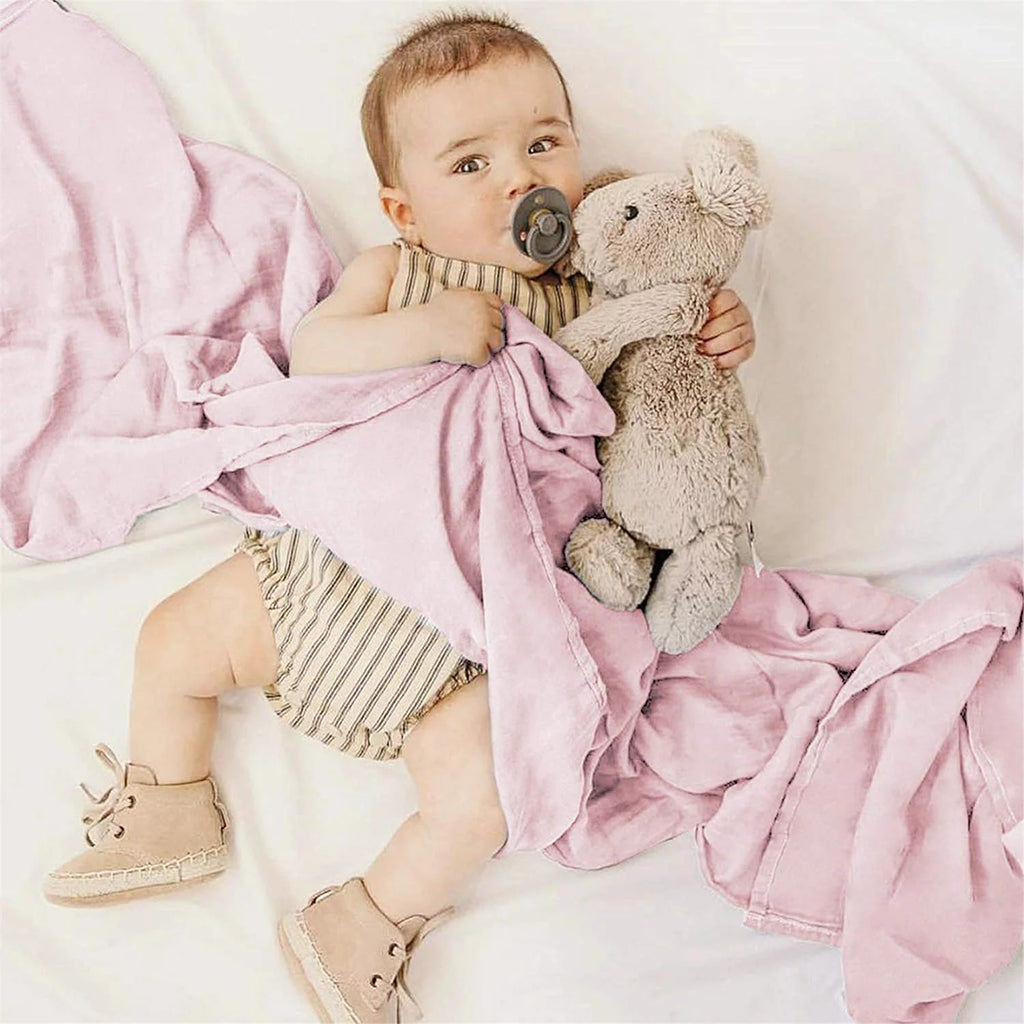 White Plush Lamb Blanket Toy U411527