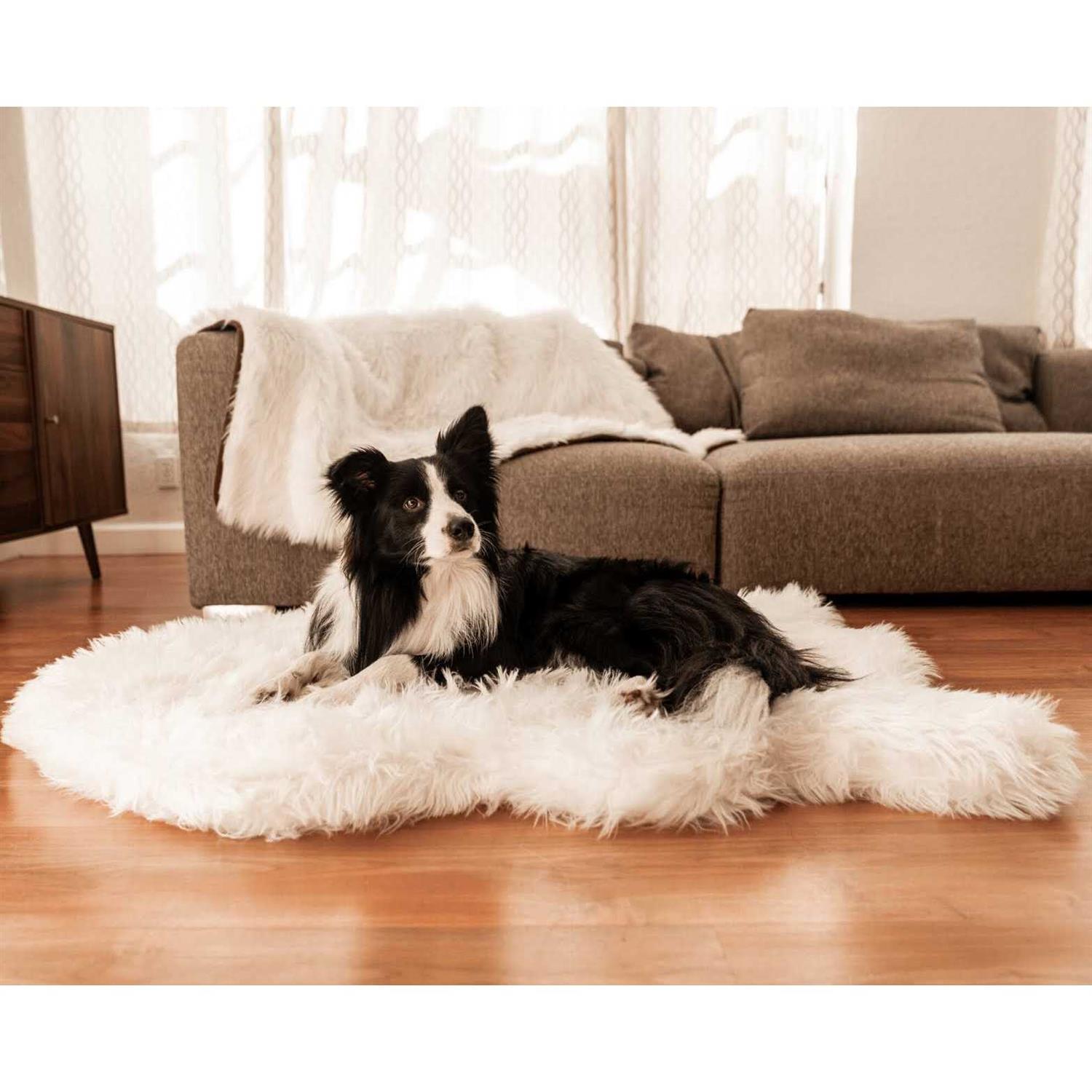 Faux Fur Orthopedic Dog Bed B373804