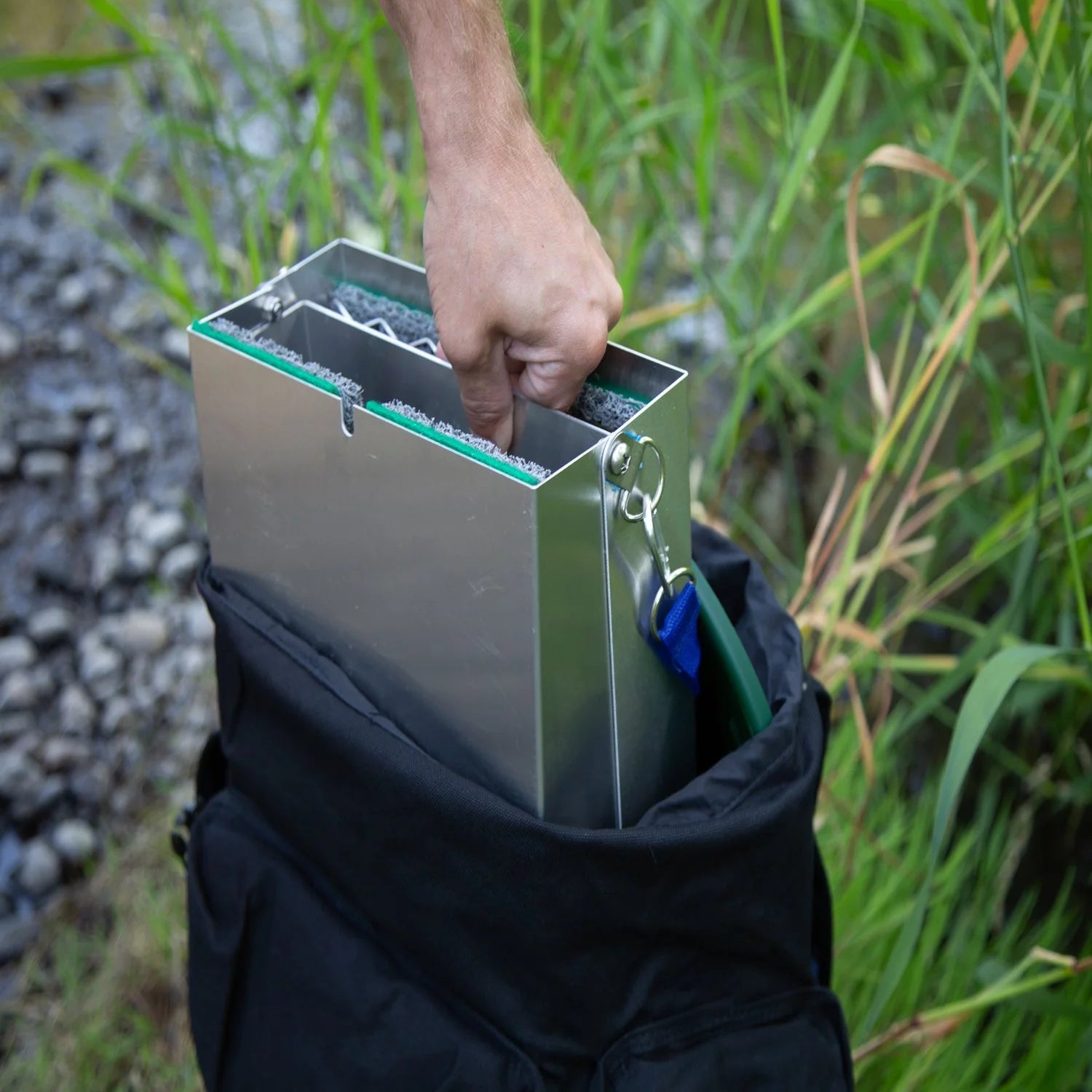 Aluminum Folding Sluice Box and Backpack for Gold Prospecting W558