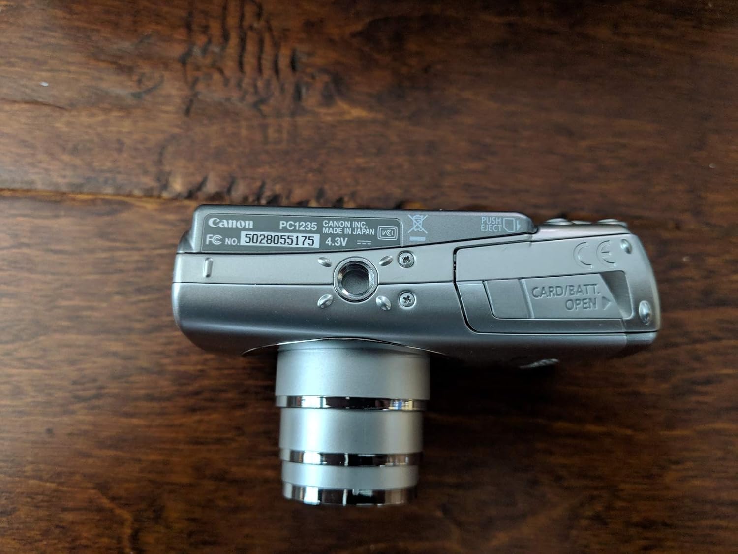 8.0 MP Digital Camera with 4x Optical Zoom C28018