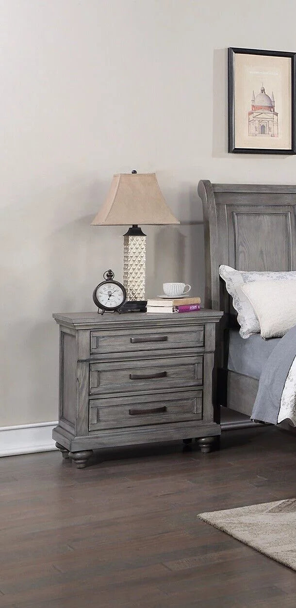 Grey Wooden Queen Size Bed with 2 Nightstands 3pc Set A924