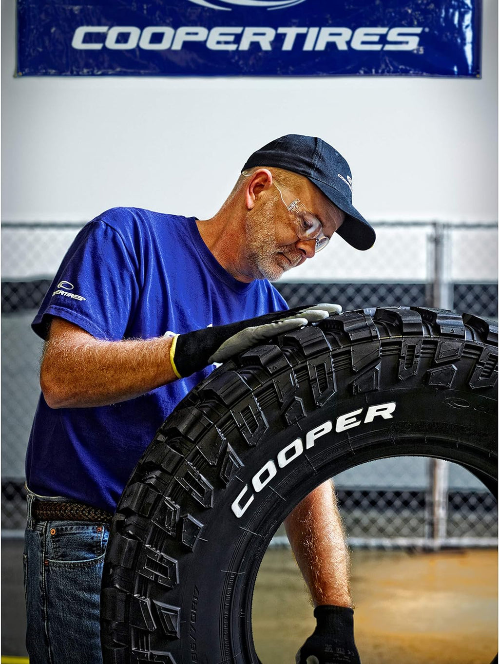 255/70R17 All-Season Tire M5160