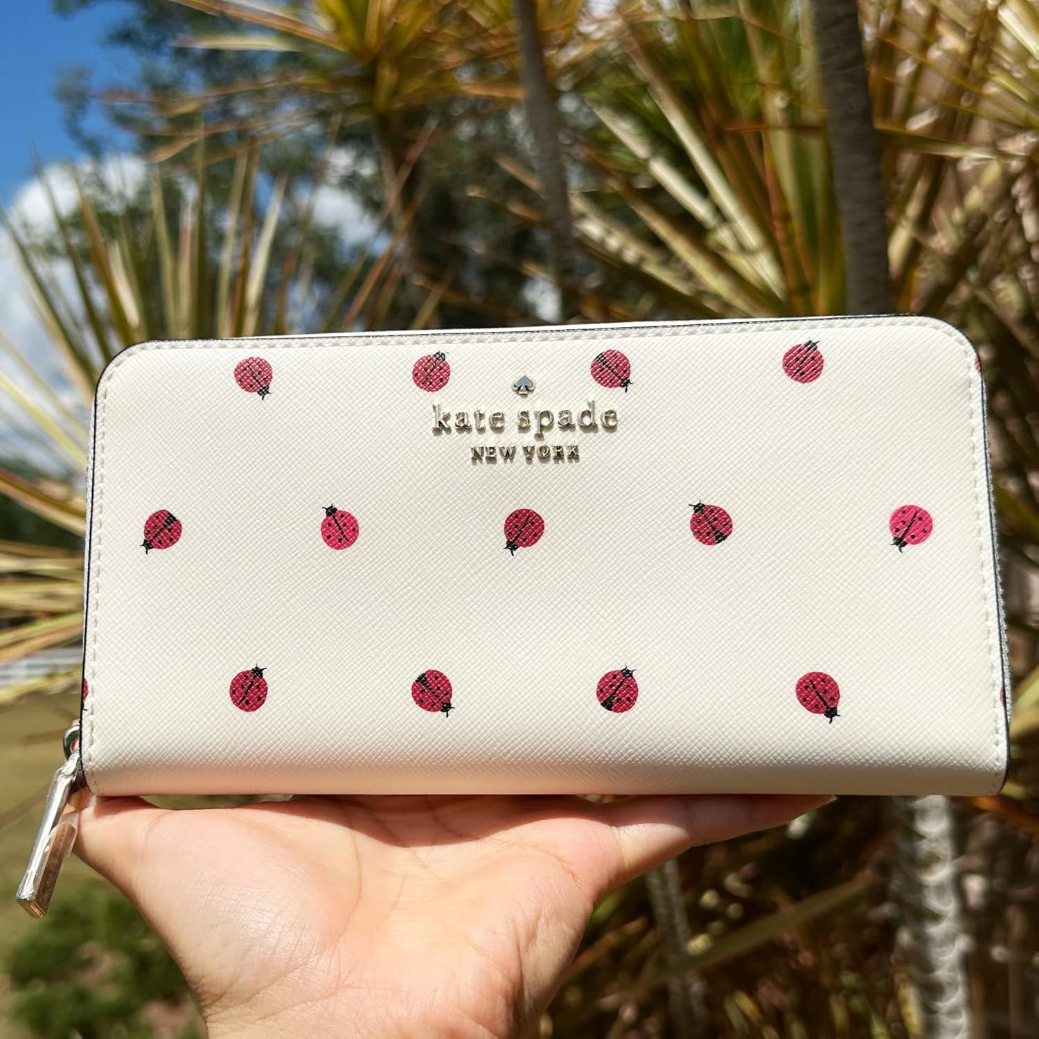 Cream Multi Continental Wallet F485