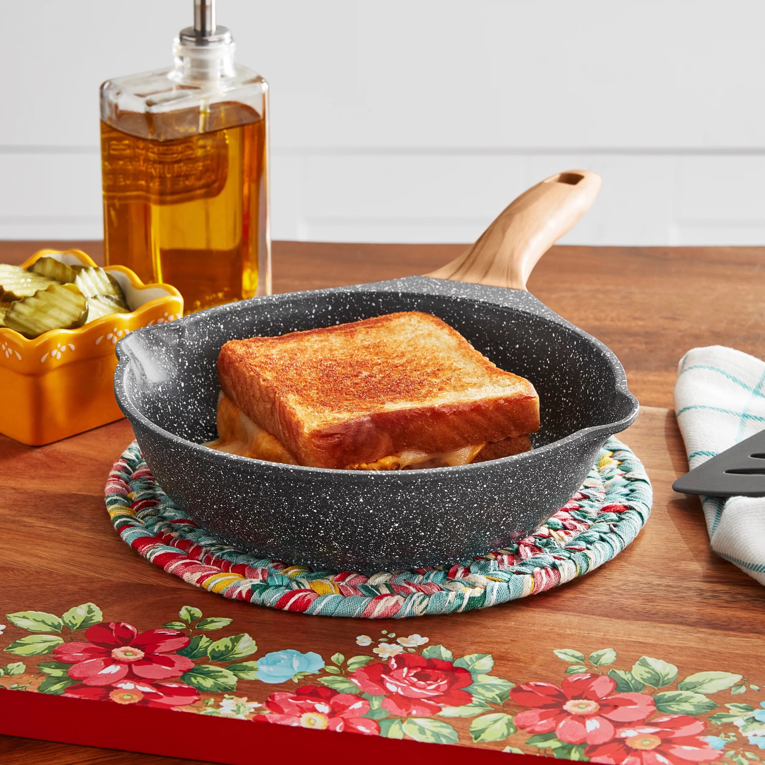 Cast Aluminum 8-Inch Fry Pan, Charcoal Speckle Y729534