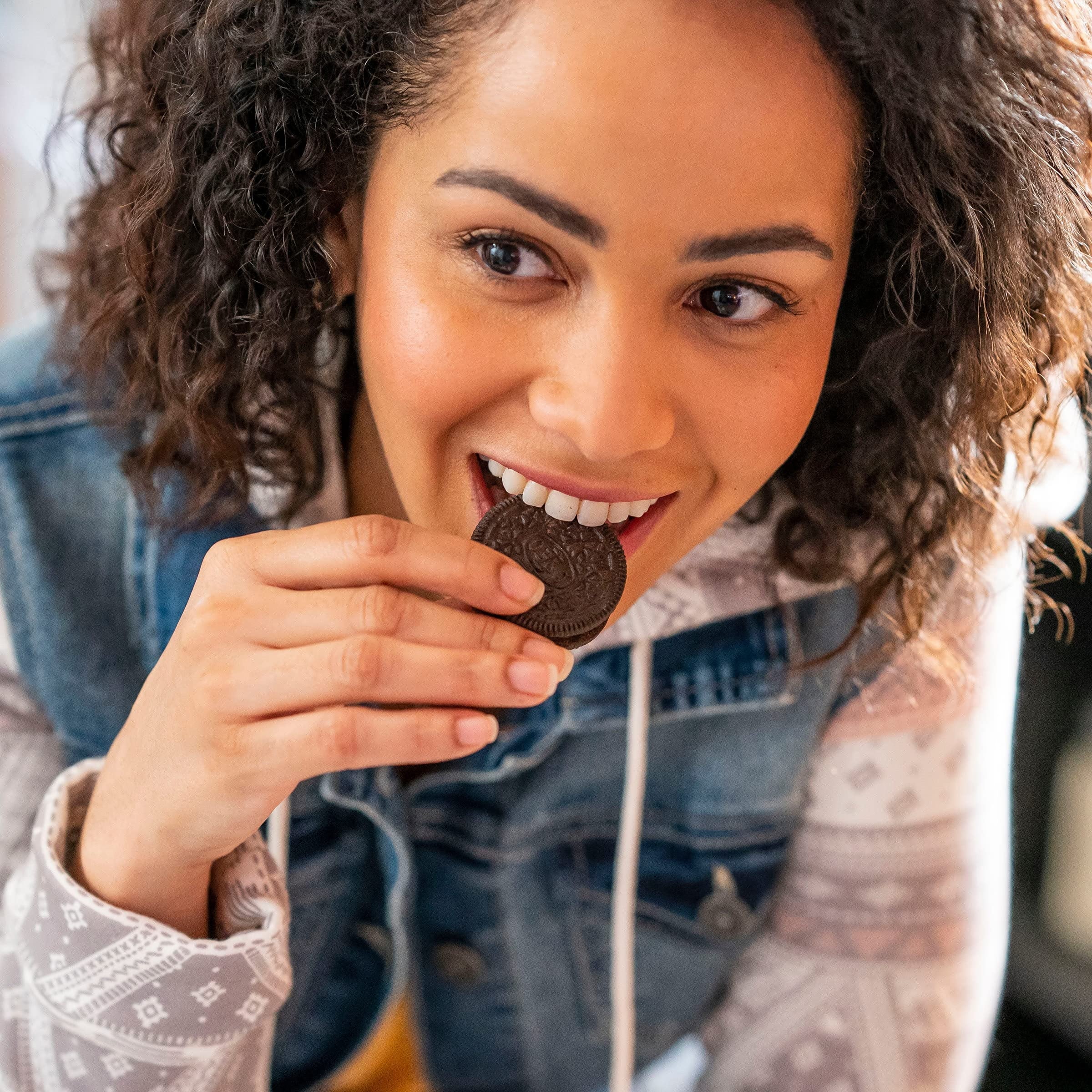 Family Size Chocolate Sandwich Cookies (Pack of 2) S561
