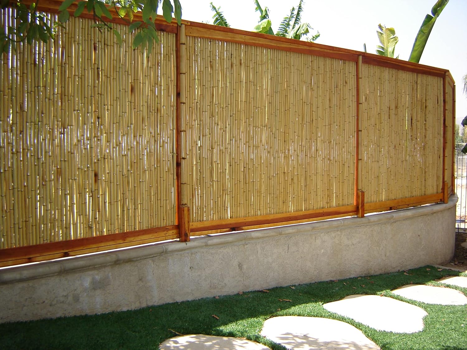 Natural Bamboo Fencing Rolled Fence Panel 0.75 in D x 6 ft H x 8 ft L Y5865