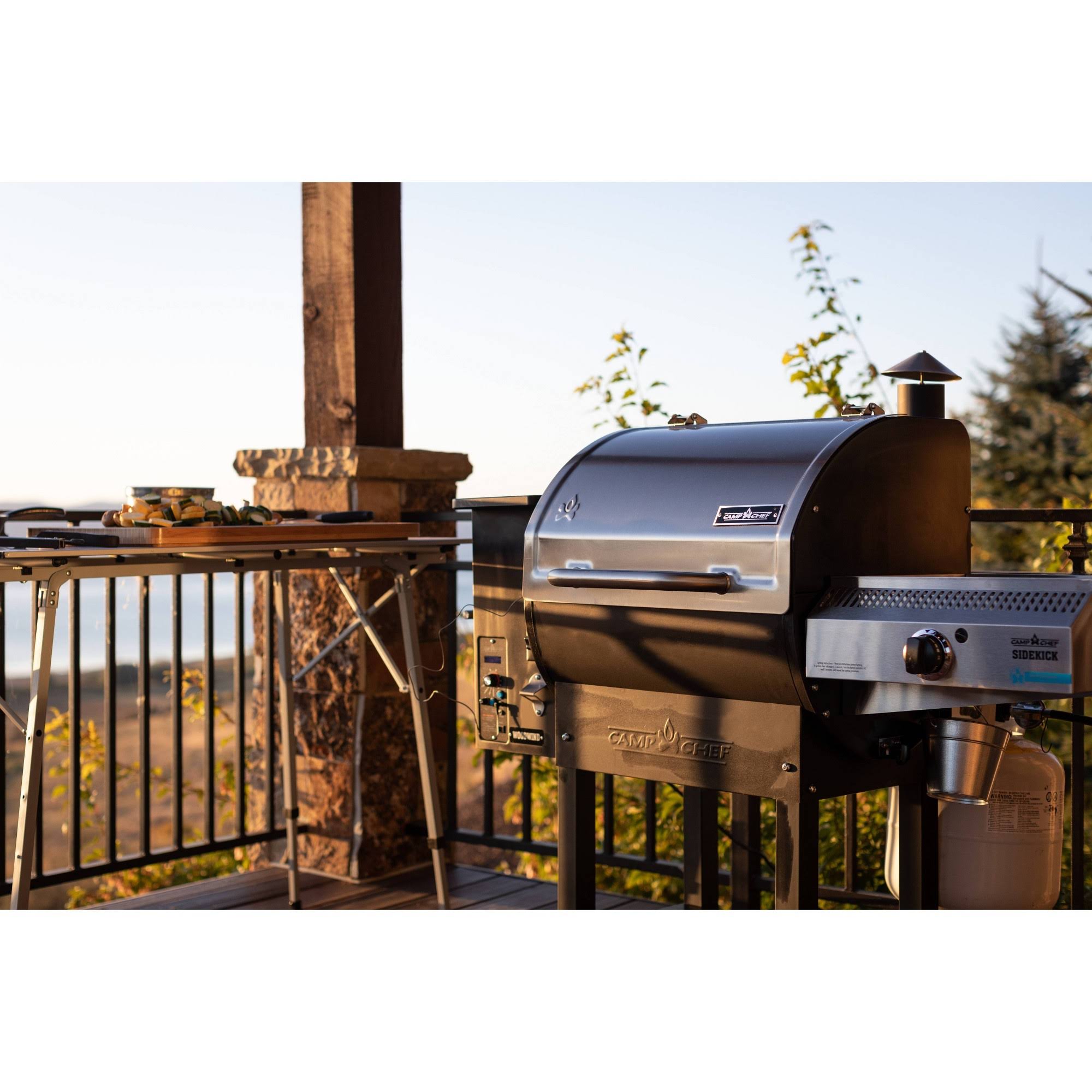 Pellet Grill with Sidekick Stove Griddle Accessory H667485