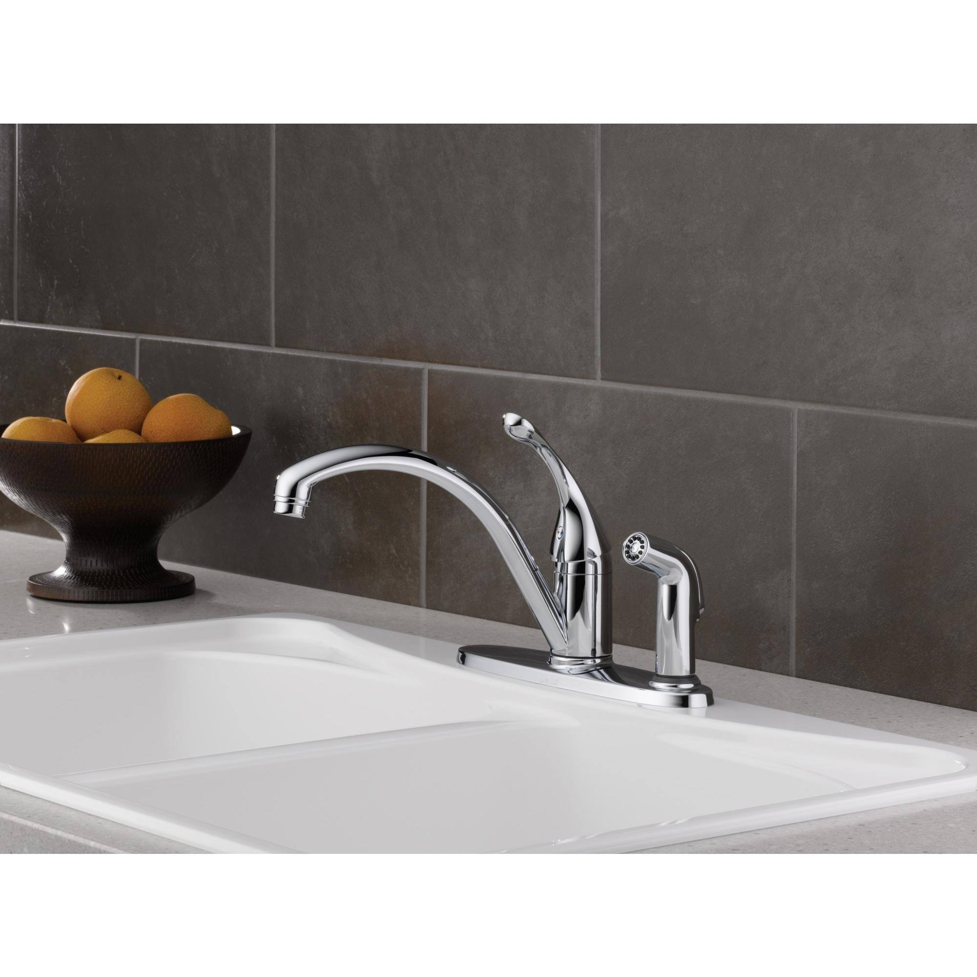 Chrome Single Handle Kitchen Faucet with Integral Spray T838