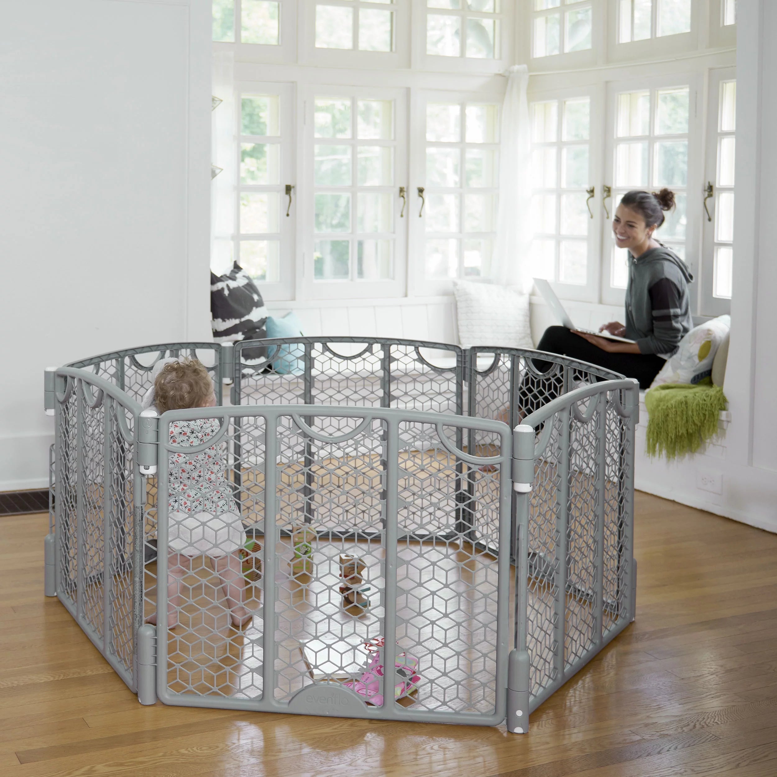 6-Panel Cool Gray Plastic Play Gate P147