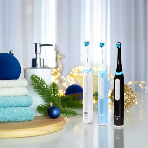 White Rechargeable Electric Toothbrush with 2 Brush Heads and Travel Case N550762