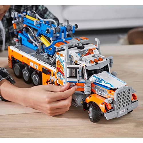 Heavy-Duty Tow Truck with Crane Building Set D81562