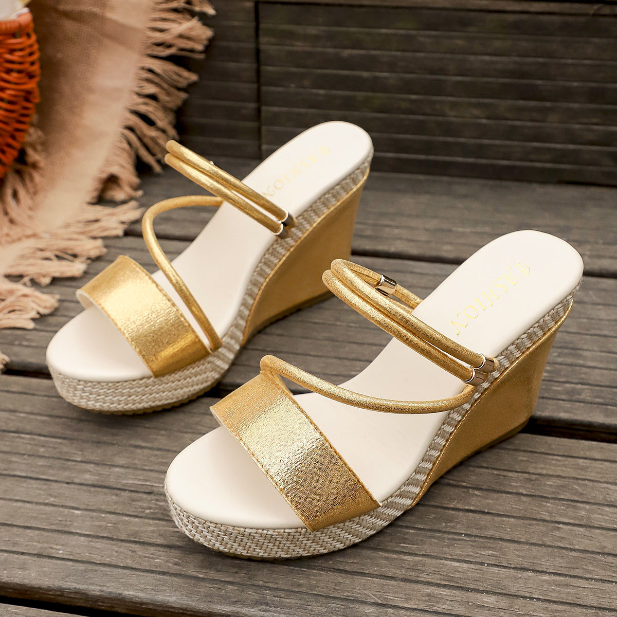 Women's 10cm Platform Wedge Sandals – Crisscross Strappy Open Toe Chunky Heel Mules